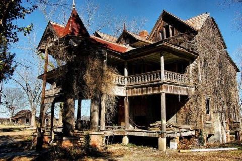 These 10 Unbelievable Ruins In Georgia Will Transport You To The Past
