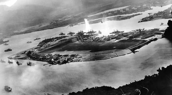 Most People Have Never Seen These 13 Photos Taken During WWII In Hawaii