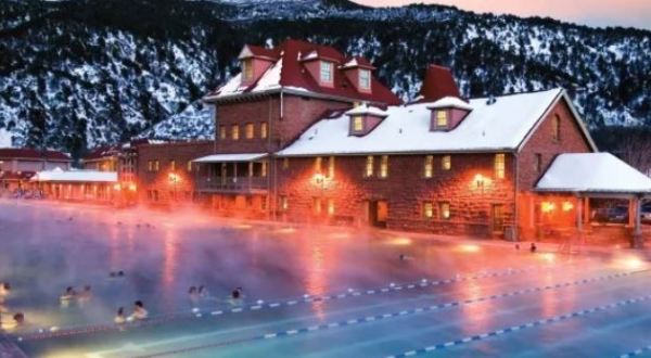 17 Amazing Hot Springs In The U.S. Everyone Must Visit