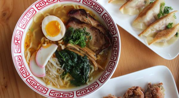 Here Are 13 Incredible Places You Can Eat In Oregon For Less Than $10