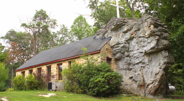 There’s No Chapel In The World Like This One In Alabama