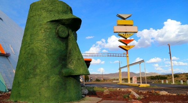 You Must Visit These 13 Bizarre Route 66 Attractions In Arizona
