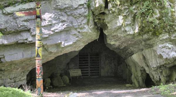 6 Caves Near Pittsburgh That Are Like Entering Another World