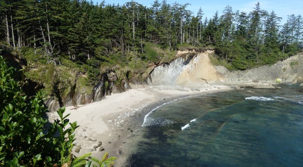 13 Little Known Beaches in Oregon That’ll Make Your Summer Unforgettable