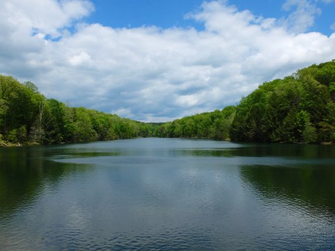 There's Something Magical About These 11 Lakes In Ohio In The Summer