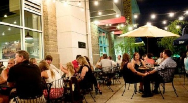 Try These 12 Alabama Restaurants For A Magical Outdoor Dining Experience