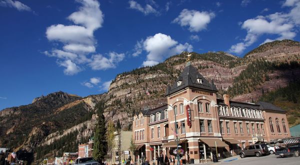 10 Slow-Paced Small Towns in Colorado Where Life Is Still Simple