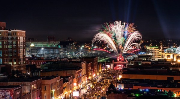 This Epic Fireworks Show In Nashville Will Blow You Away This Year