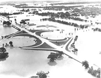 A Terrifying, Deadly Storm Struck Kansas In 1951… And No One Saw It Coming