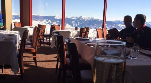 This Unique Restaurant In Wyoming Will Give You An Unforgettable Dining Experience
