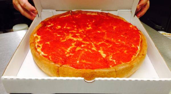 These 10 Restaurants Serve The Best Deep Dish Pizza In Illinois