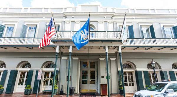 7 Haunted Hotels In New Orleans That Will Make Your Stay A Nightmare