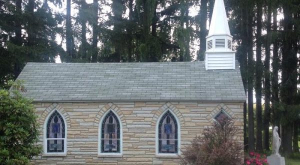 There Is No Chapel In The World Like This One In West Virginia