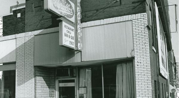 The Oldest Restaurant In Tennessee Has Stood The Test Of Time
