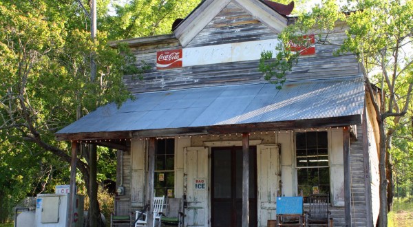 This Mississippi General Store Is Too Charming For Words
