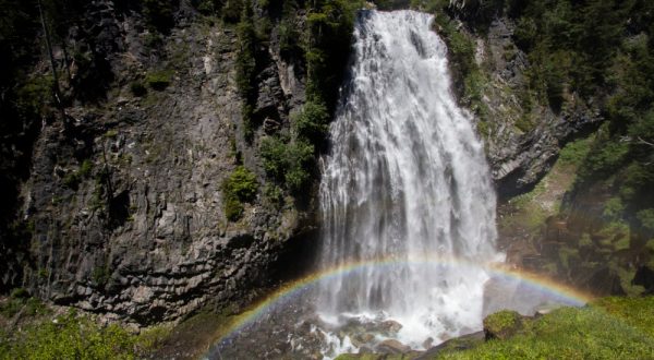 10 Gorgeous Washington Waterfalls Hiding In Plain Sight…No Hiking Required