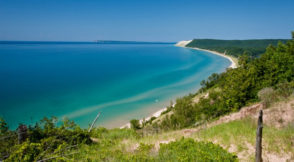 This One Easy Hike In Michigan Will Lead You Someplace Unforgettable