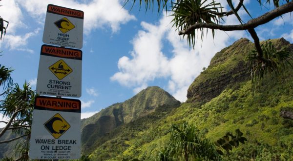 Here Are The 14 Worst Mistakes Tourists Make While Visiting Hawaii