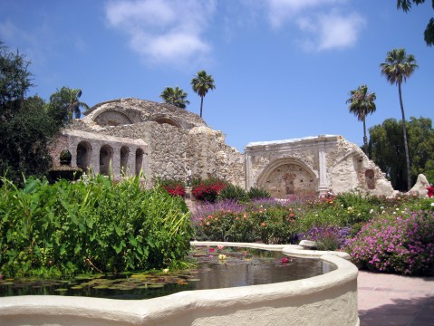 These 8 Breathtaking Missions In Southern California Are Loaded With History