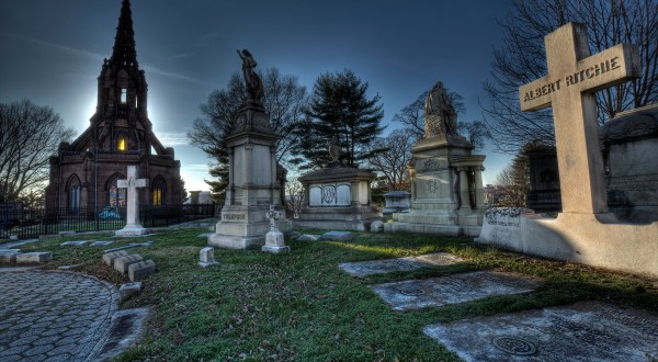 This Historic Cemetery In Maryland Is Too Beautiful For Words