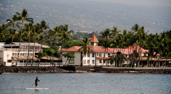 Everyone In Hawaii Needs To Visit This One Small Town This Summer