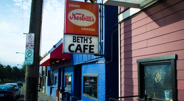 These 12 Amazing Washington Restaurants Are Loaded With Local History