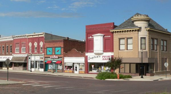 This Charming Town In Nebraska Is Perfect For A Summer Day Trip
