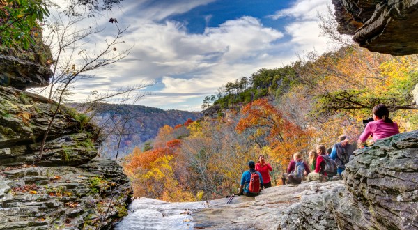 This One Easy Hike In Tennessee Will Lead You Someplace Unforgettable