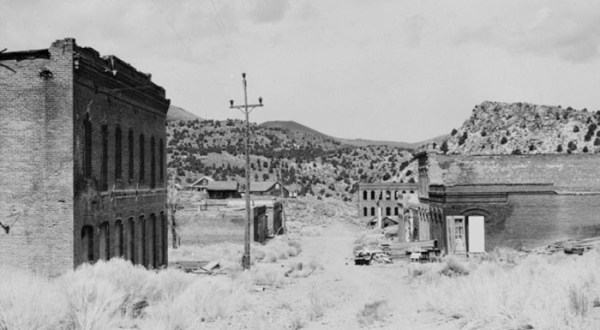 What You’ll Discover In These 8 Deserted Nevada Towns Is Truly Grim