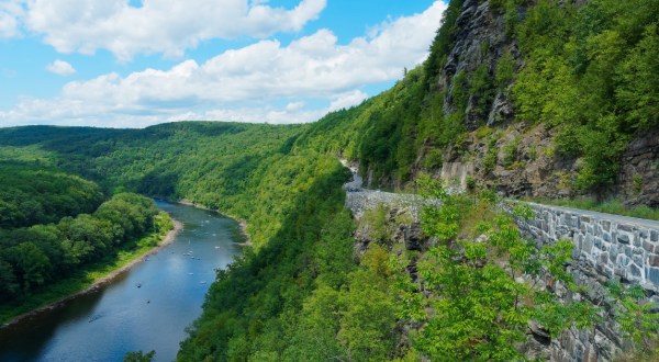 These 8 Beautiful Byways In New York Are Perfect For A Scenic Drive
