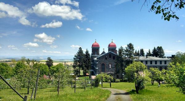 There’s No Chapel In The World Like This One In Idaho