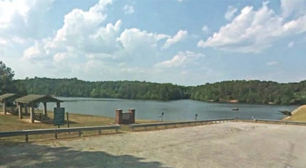 This Lake In South Carolina Has A Dark And Evil History That Will Never Be Forgotten