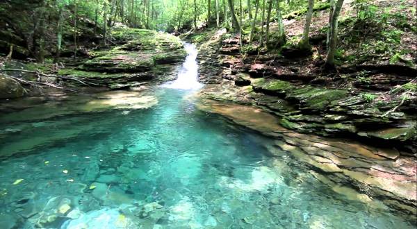 A Little Known Natural Oasis Is Hiding In Virginia And Devil’s Bathtub Is Worth A Visit