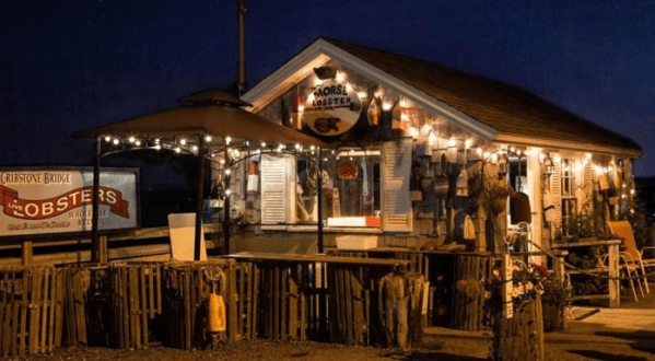 These 11 Beachfront Restaurants In Maine Are Out Of This World