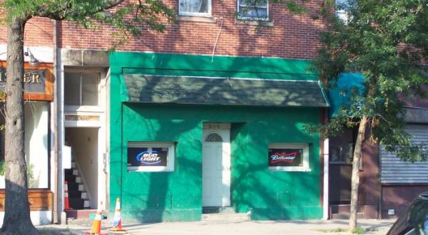 This Hidden Massachusetts Dive Bar Is One Of The Best In The Country