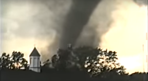 A Terrifying, Deadly Storm Struck Indiana In 1990… And No One Saw It Coming