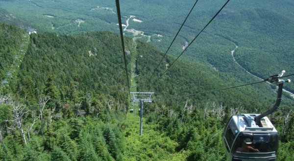 This Gondola Ride Through New York’s Mountains Will Leave You In Awe