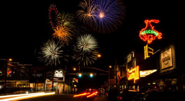 These Fireworks Displays In Wyoming Will Drop Your Jaw