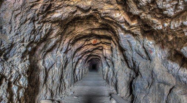 A Unique Man-Made Wonder In Southern California, The Burro Schmidt Tunnel Is Truly Fascinating