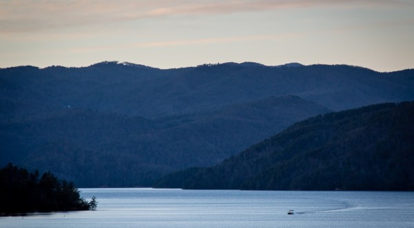 South Carolina Has An Emerald Grand Canyon, The Jocassee Gorges, And It’s Incredibly Beautiful