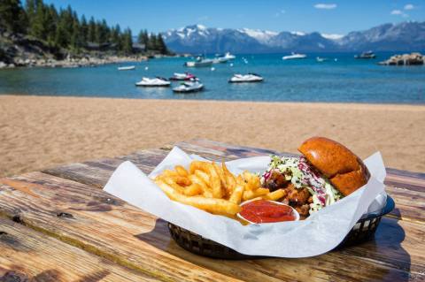 These 8 Beachfront Restaurants In Nevada Are Out Of This World