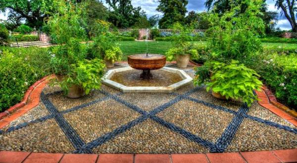 You Haven’t Lived Until You’ve Experienced These Incredible Gardens in New Orleans