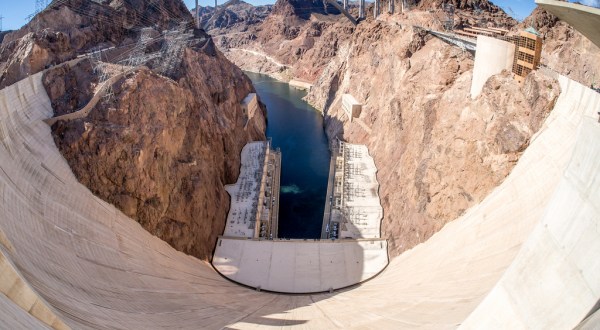 This Bizarre Phenomenon At Arizona’s Hoover Dam Needs To Be Seen To Be Believed