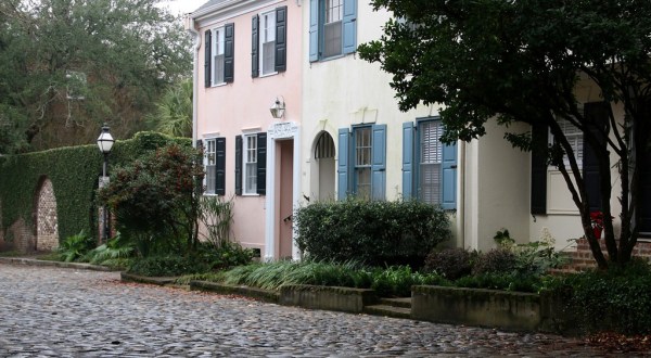These 7 Cobblestone Streets In South Carolina Are Too Charming For Words