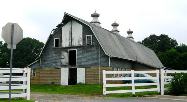 You Will Fall In Love With These 21 Beautiful Old Barns In Delaware