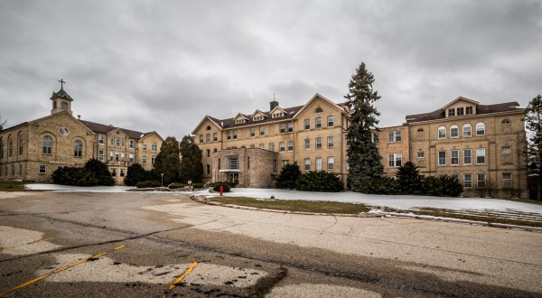 A School For The Developmentally Disabled In Wisconsin Stands Empty…And Is Oddly Chilling