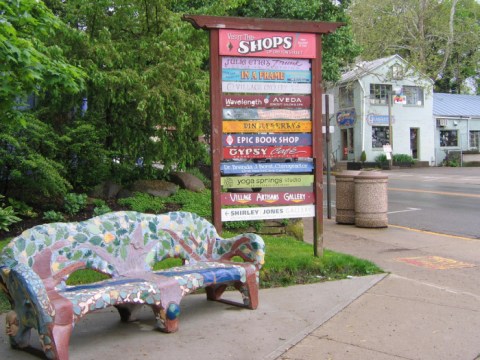 A Charming Town In Ohio, Yellow Springs Is Perfect For A Summer Day Trip