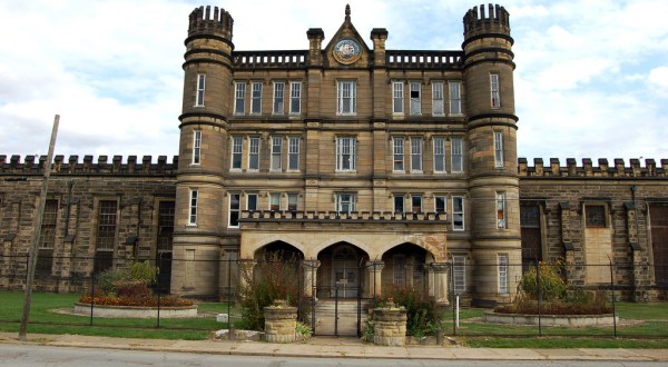 10 Abandoned Prisons Hiding Throughout The U.S. – And They Could Be In Your Backyard