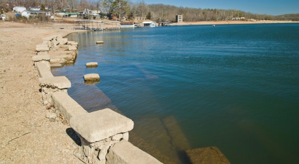 Most People Have No Idea There’s An Underwater Ghost Town Hiding Here In Arkansas