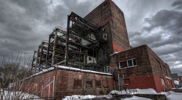These Eerie Abandoned Power Plants From Around The U.S. Will Chill You To Your Core